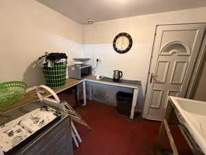 FFF Kitchen- click for photo gallery